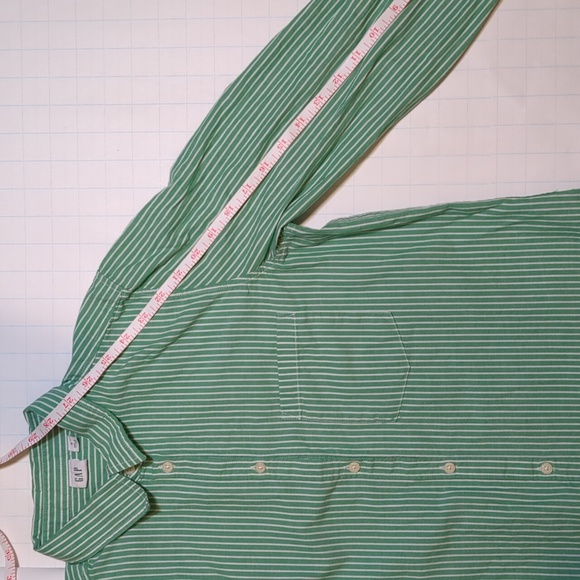 Green Striped Gap Button Down size S - Picture 9 of 11